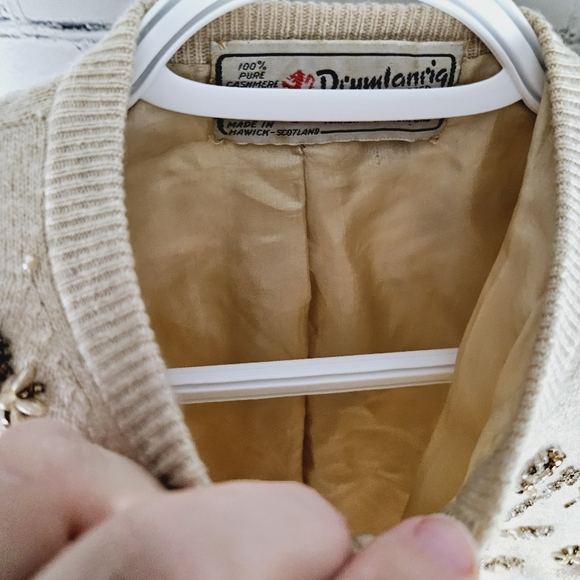 DRUMLANRIG | vintage Scottish 100% pure cashmere beaded lined cardigan - Picture 9 of 9